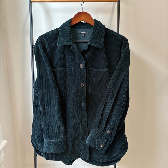 Women's Green Corduroy Jacket or Shacket Size Medium - Picture 2 of 4